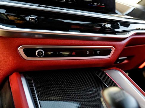 Used 2025 BMW X5 M Competition w/ Executive Package image 27