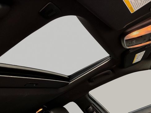 Used 2023 Dodge Charger Scat Pack image 27