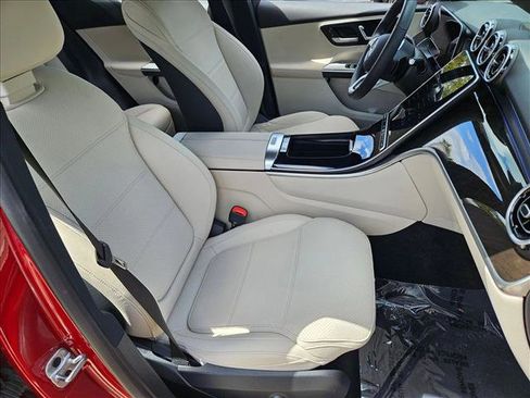 Used 2026 Mercedes-Benz GLC 300 image 19