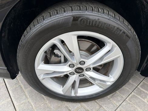 Used 2024 Audi Q3 2.0T Premium w/ Convenience Package image 26