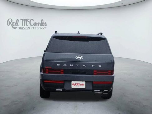 Used 2025 Hyundai Santa Fe SEL FWD image 4