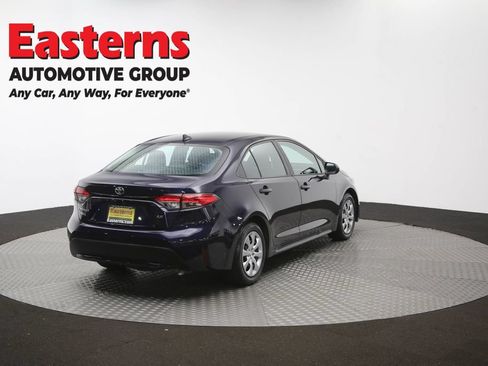 Used 2021 Toyota Corolla LE FWD image 39