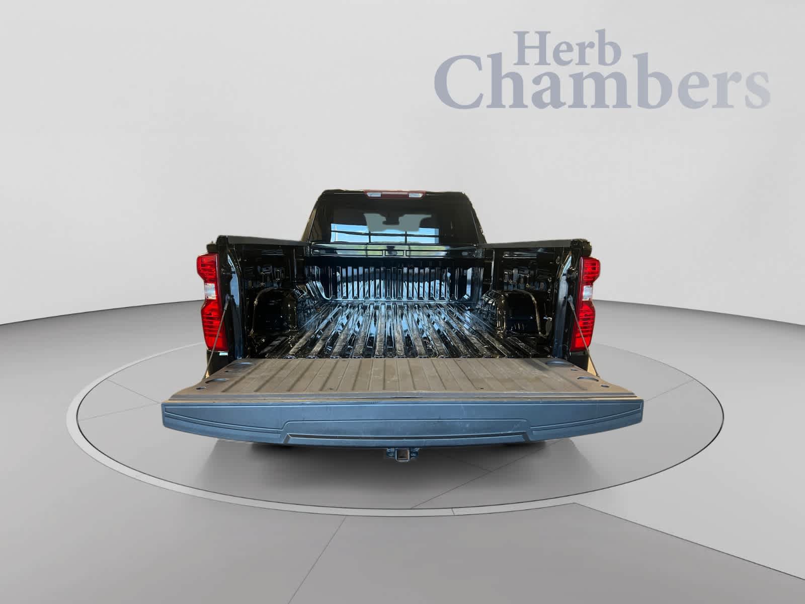 Used 2023 Chevrolet Silverado 1500 LT AWD/4WD image 7