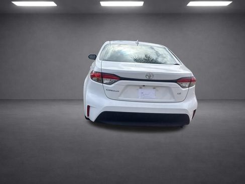 Used 2024 Toyota Corolla LE FWD image 25