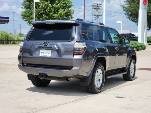 Used 2022 Toyota 4Runner SR5 RWD image 7