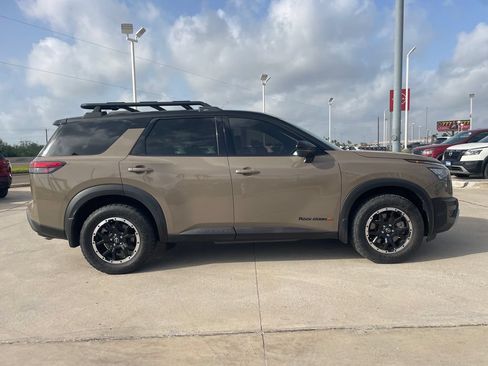 Certified 2024 Nissan Pathfinder Rock Creek AWD/4WD image 6