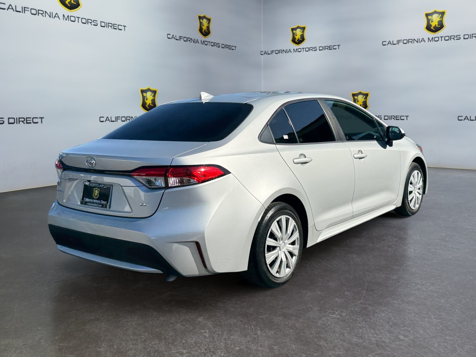Used 2022 Toyota Corolla LE w/ Carpet Mat Package (TMS) FWD image 5