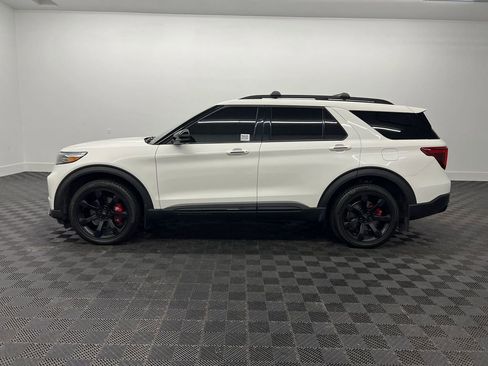 Used 2022 Ford Explorer ST w/ Equipment Group 401A image 2