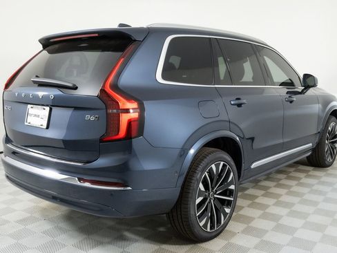 New 2026 Volvo XC90 B6 Plus w/ Protection Package Premier image 10