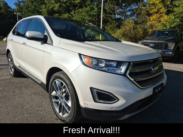 Used 2015 Ford Edge Titanium w/ Equipment Group 302A AWD/4WD image 10
