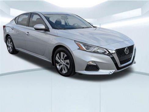 Used 2019 Nissan Altima 2.5 S image 4