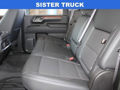 Used 2025 GMC Sierra 3500 Denali w/ Denali Reserve Package image 23