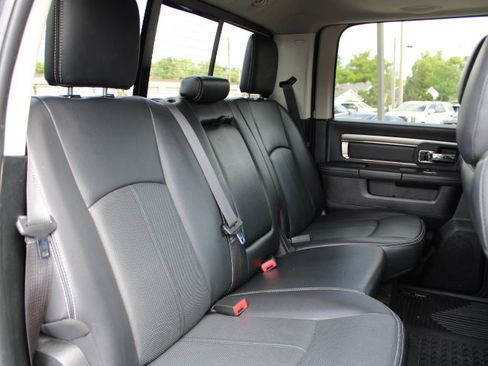 Used 2018 RAM 2500 Laramie w/ Sport Appearance Group AWD/4WD image 30
