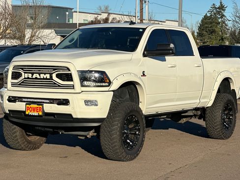 Used 2018 RAM 2500 Laramie w/ Sport Appearance Group image 8