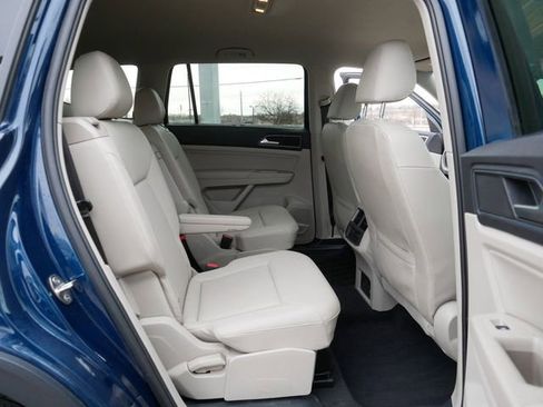 Used 2019 Volkswagen Atlas SE w/ Towing Package image 19