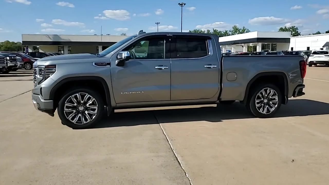 Used 2023 GMC Sierra 1500 Denali w/ Denali Reserve Package AWD/4WD image 5