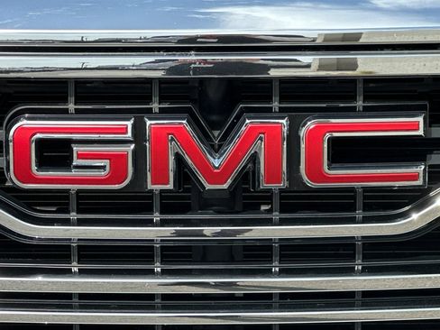 Certified 2026 GMC Sierra 1500 SLT RWD image 38