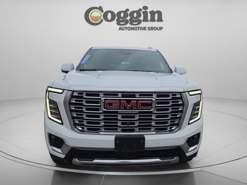 Used 2025 GMC Yukon Denali image 9