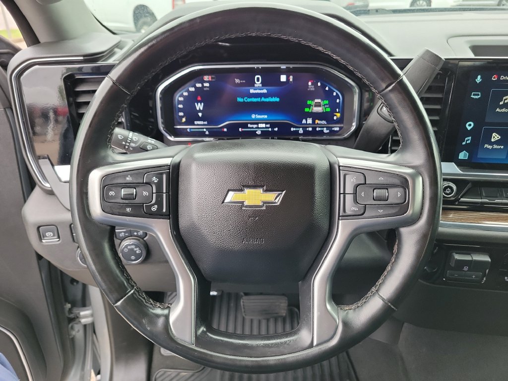 Used 2025 Chevrolet Silverado 1500 LT AWD/4WD image 22