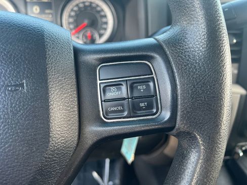 Used 2018 RAM 2500 Tradesman w/ Chrome Appearance Group image 16