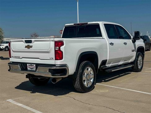 Used 2023 Chevrolet Silverado 2500 LTZ w/ LTZ Premium Texas Edition image 3