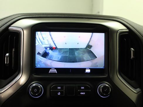 Used 2021 Chevrolet Silverado 1500 LT Trail Boss image 14