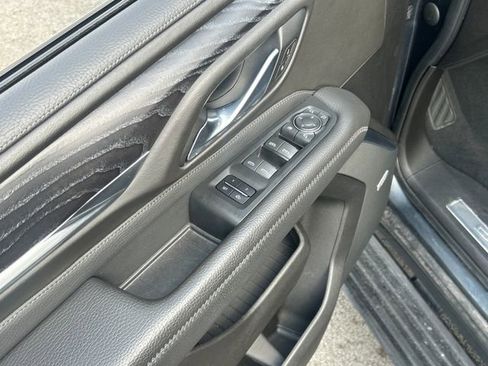 Used 2021 GMC Yukon Denali w/ Denali Ultimate Package image 13