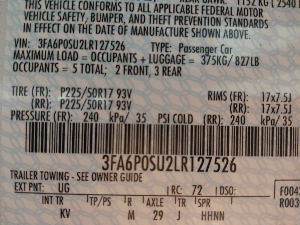 Used 2020 Ford Fusion Energi Titanium FWD image 33