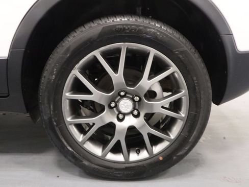 Used 2019 Buick Encore Sport Touring AWD/4WD image 25