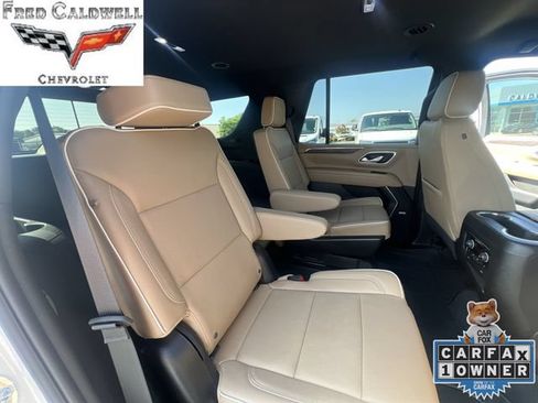 Used 2024 Chevrolet Tahoe Premier AWD/4WD image 32