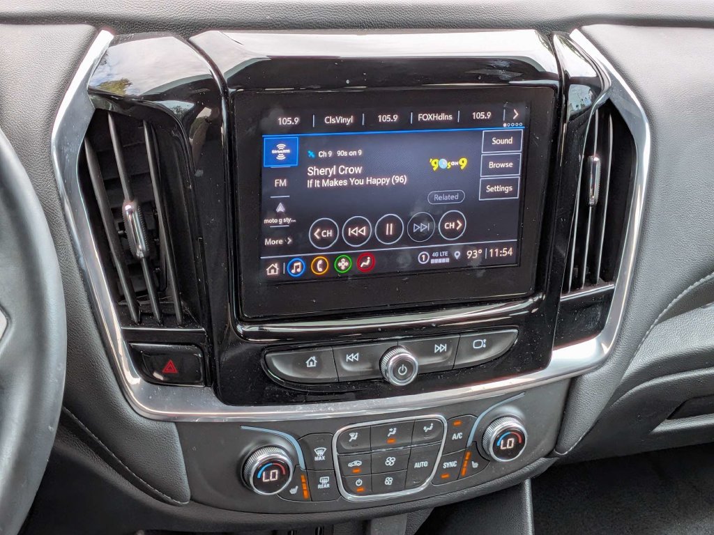 Used 2023 Chevrolet Traverse LT FWD image 19