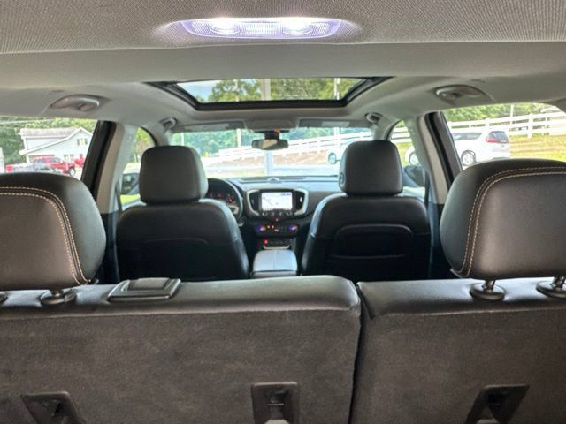 Used 2021 GMC Terrain SLT w/ Infotainment Package II AWD/4WD image 30