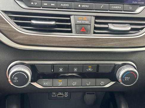 Used 2023 Nissan Altima 2.5 SV image 12