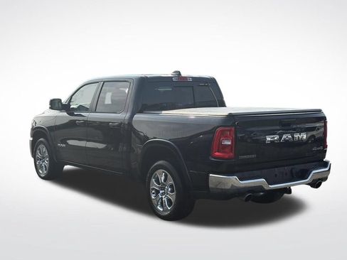 Used 2025 RAM 1500 Big Horn AWD/4WD image 7