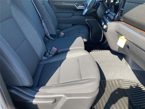 New 2026 GMC Sierra 1500 Elevation image 31
