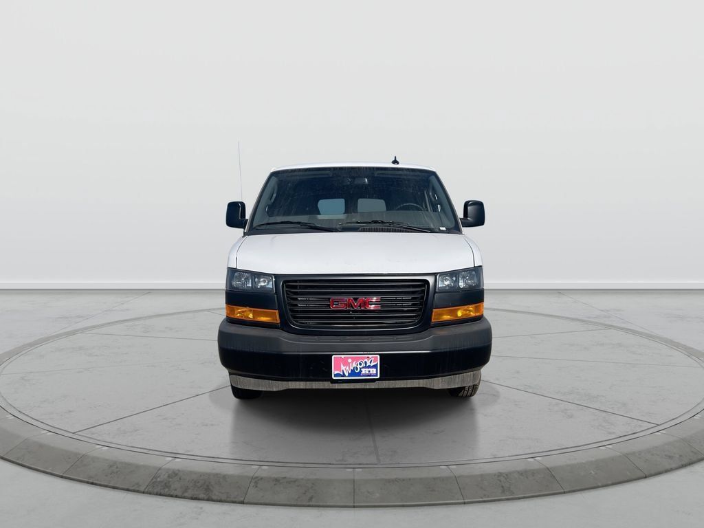 New 2025 GMC Savana 2500 Extended w/ Driver Convenience Package RWD image 5