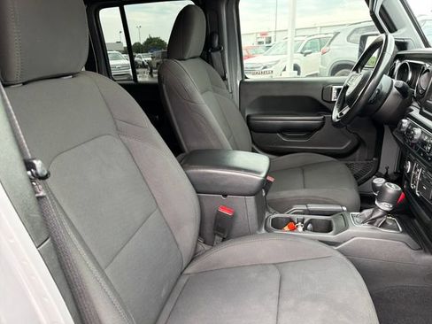 Used 2021 Jeep Wrangler Unlimited Sport AWD/4WD image 25
