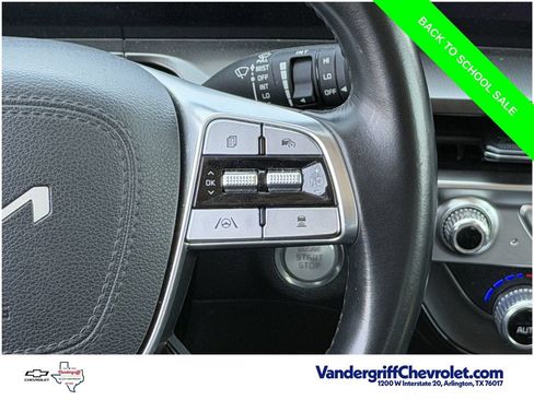 Used 2025 Kia Telluride S FWD image 14