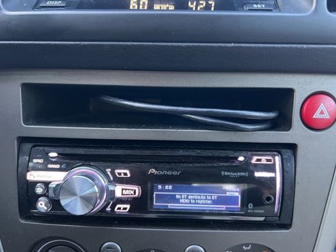 Used 2007 Subaru Outback 2.5i image 35