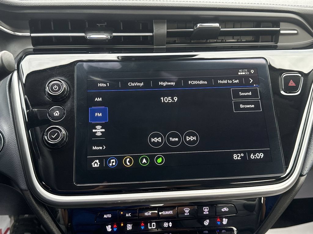 Used 2023 Chevrolet Bolt EUV Premier w/ Sun & Sound Package FWD image 12