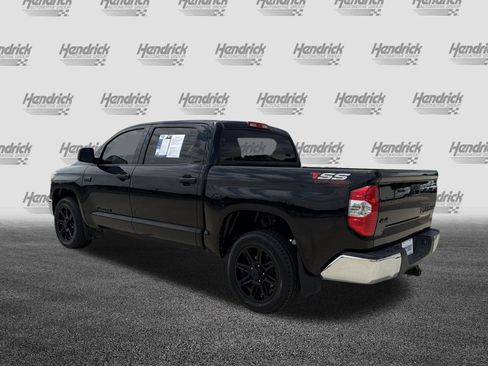 Used 2019 Toyota Tundra SR5 w/ SR5 Upgrade Package AWD/4WD image 8