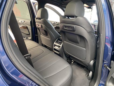 Used 2020 BMW X5 xDrive40i w/ Convenience Package AWD/4WD image 11