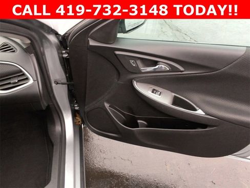 Used 2024 Chevrolet Malibu LT FWD image 8