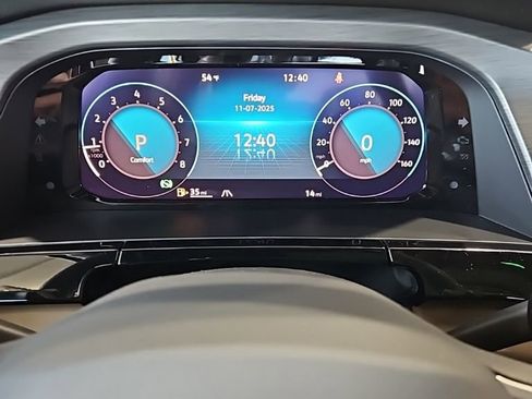 New 2026 Volkswagen Atlas Cross Sport SE AWD/4WD image 34