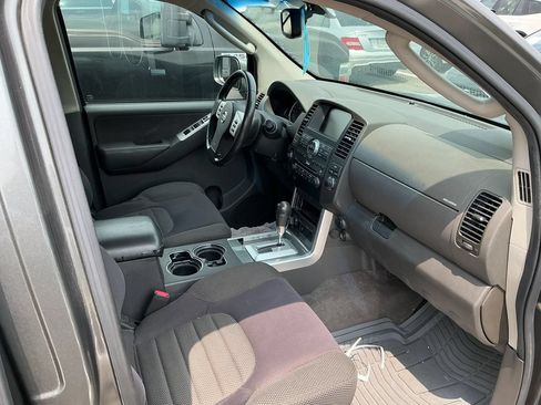 Used 2008 Nissan Pathfinder SE w/ Premium Pkg AWD/4WD image 6