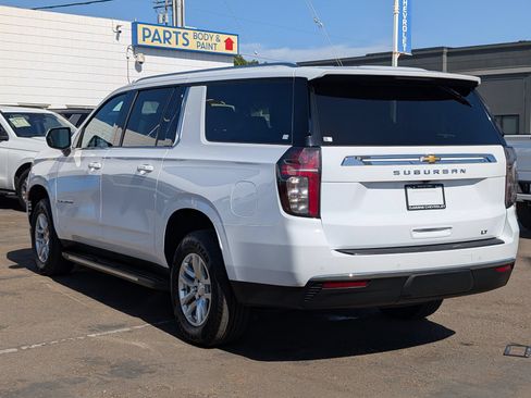 Certified 2024 Chevrolet Suburban LT AWD/4WD image 10