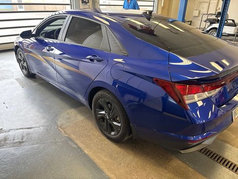 Used 2023 Hyundai Elantra SEL FWD image 7