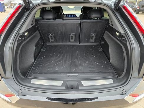 New 2026 Cadillac Optiq Luxury 1 image 31