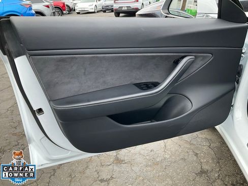 Used 2020 Tesla Model 3 Performance image 22