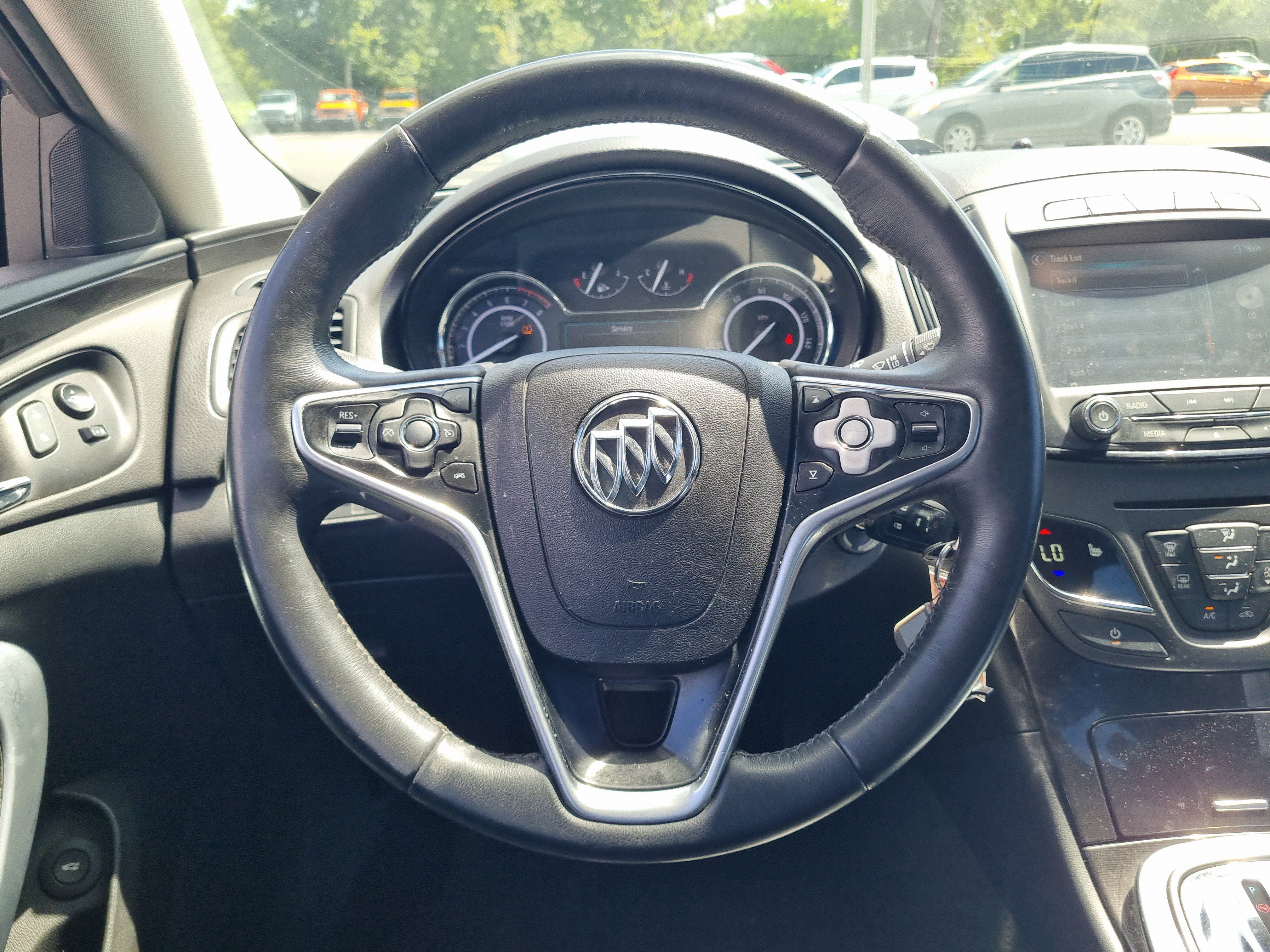 Used 2017 Buick Regal Sport Touring FWD image 13